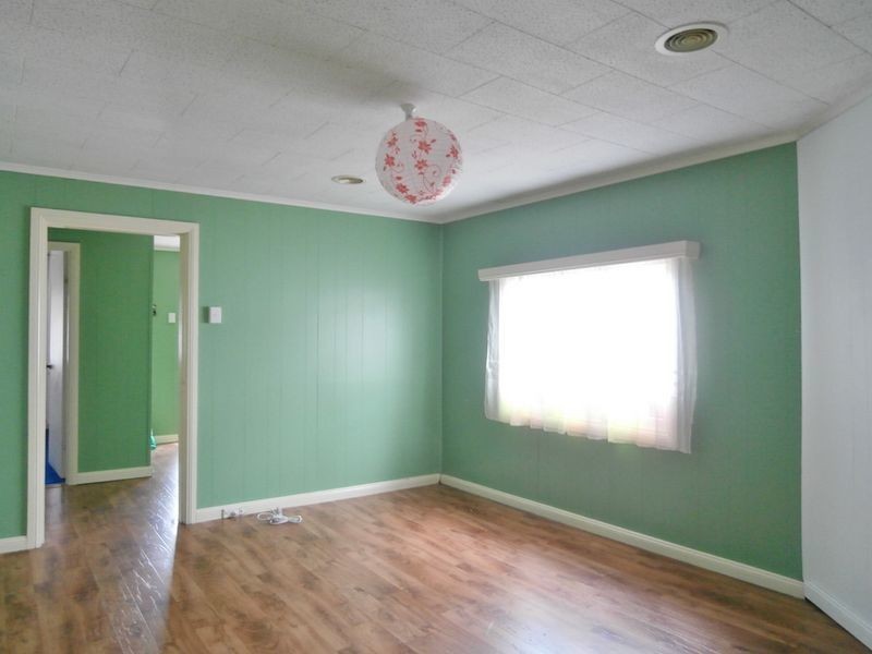 8 Gladstone Street, Bathurst NSW 2795