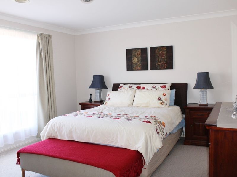 27 Cypress Crescent, Kelso NSW 2795