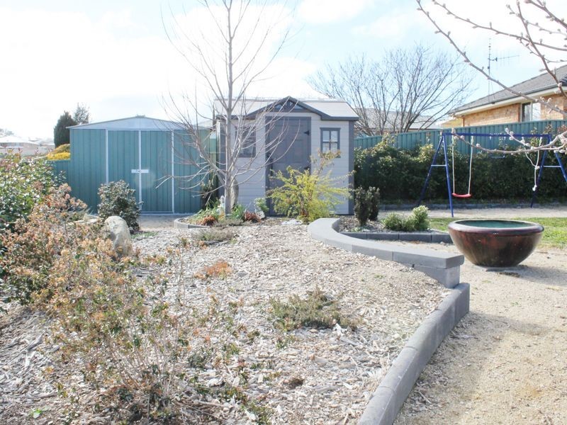 27 Cypress Crescent, Kelso NSW 2795