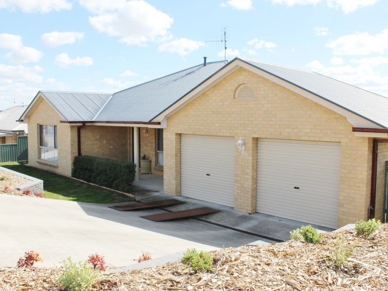 27 Cypress Crescent, Kelso NSW 2795