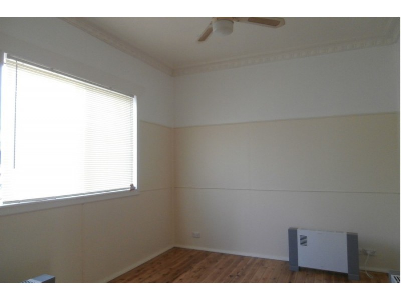 94 Sydney Road, Bathurst NSW 2795