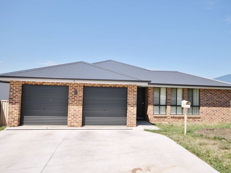 1 Jade Close, Bathurst NSW 2795