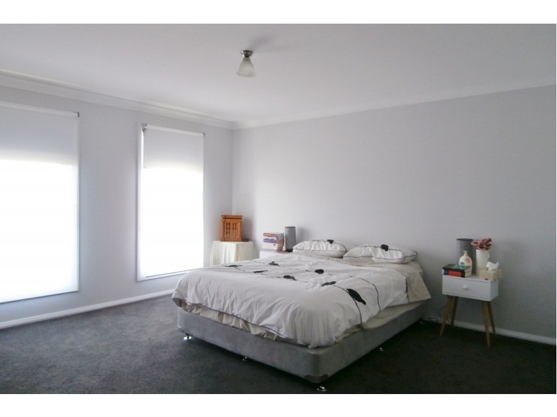 38 Mendel Drive, Bathurst NSW 2795