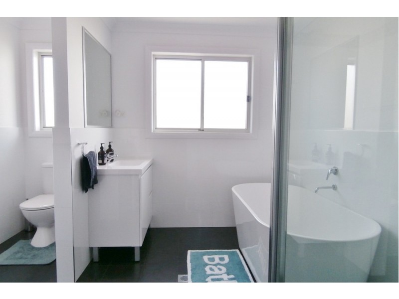 38 Mendel Drive, Bathurst NSW 2795