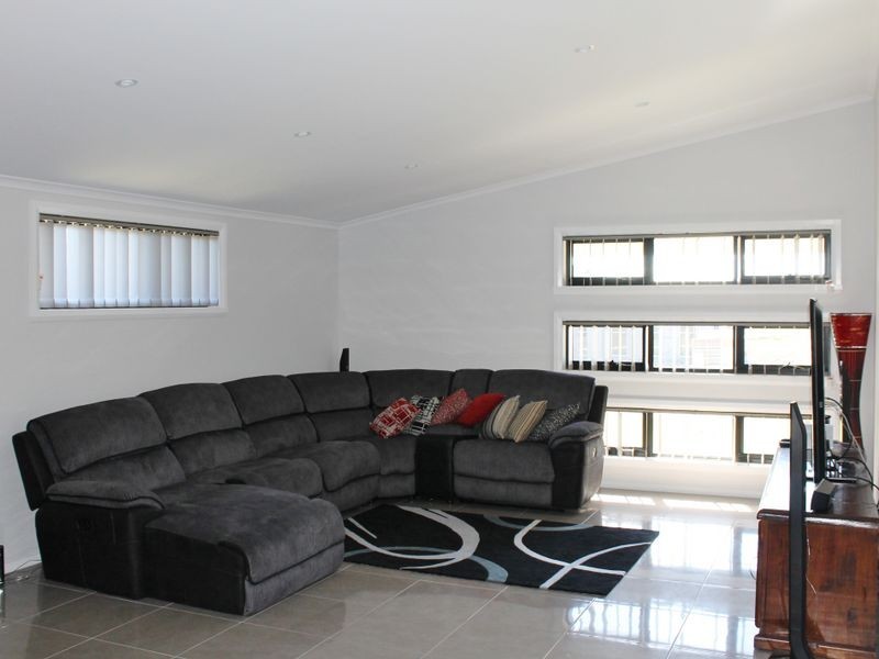 22 Mendel Drive, Kelso NSW 2795