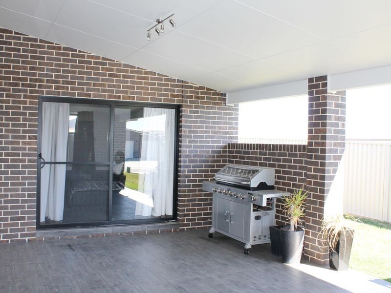 22 Mendel Drive, Kelso NSW 2795