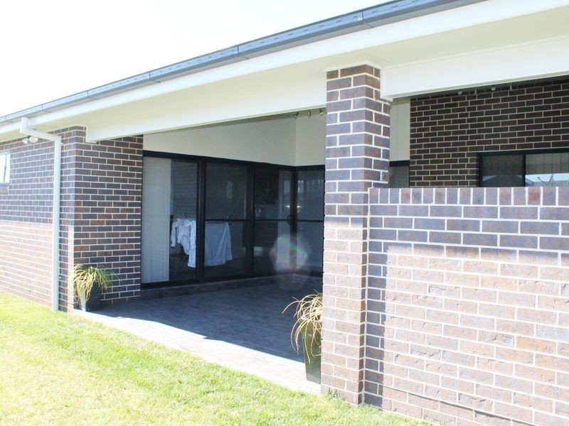 22 Mendel Drive, Kelso NSW 2795