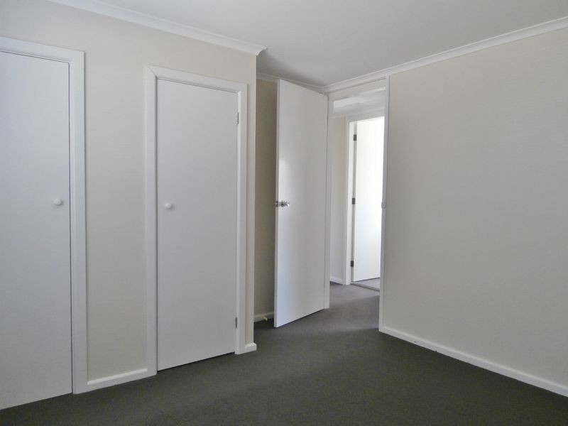 11 Arunta Street, Bathurst NSW 2795