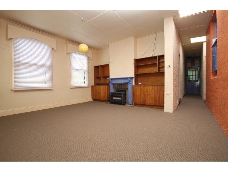 169 Stewart Street, Bathurst NSW 2795