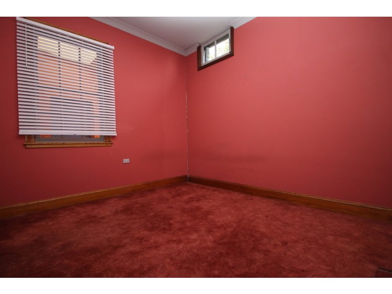 169 Stewart Street, Bathurst NSW 2795
