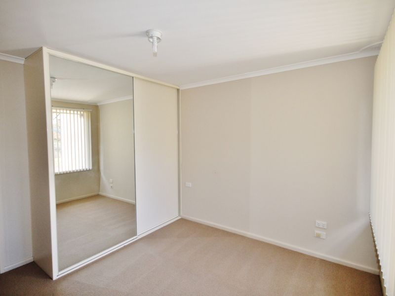 15 Ribbon Gum Place, Bathurst NSW 2795