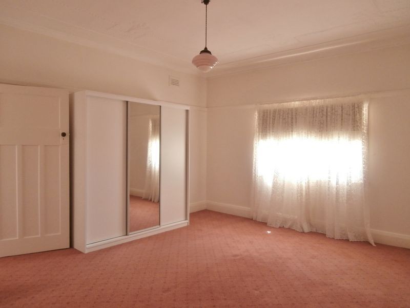 26 George Street, Bathurst NSW 2795