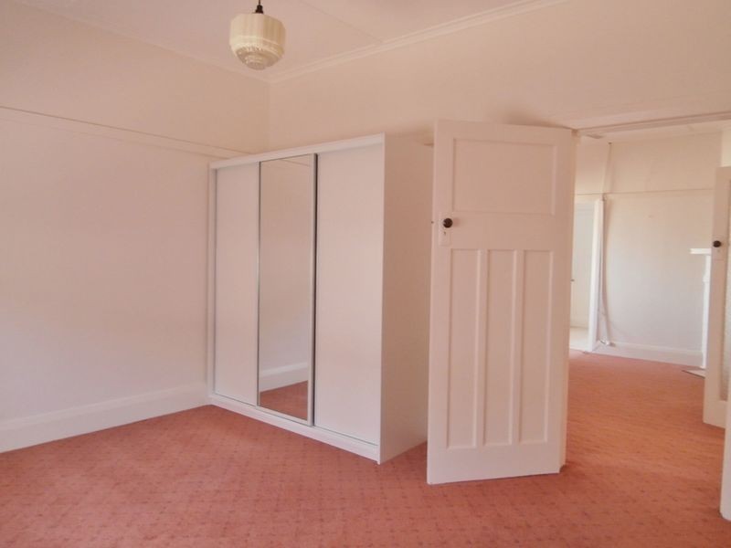 26 George Street, Bathurst NSW 2795