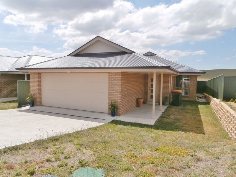 34A Emerald Drive, Bathurst NSW 2795