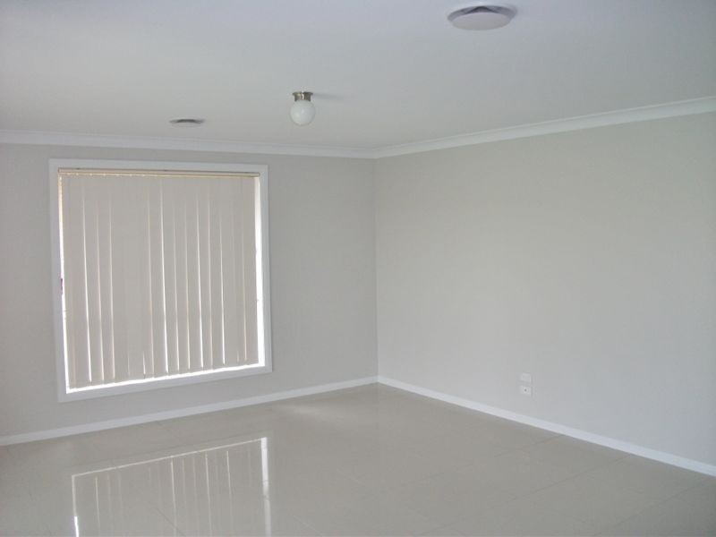 34A Emerald Drive, Bathurst NSW 2795