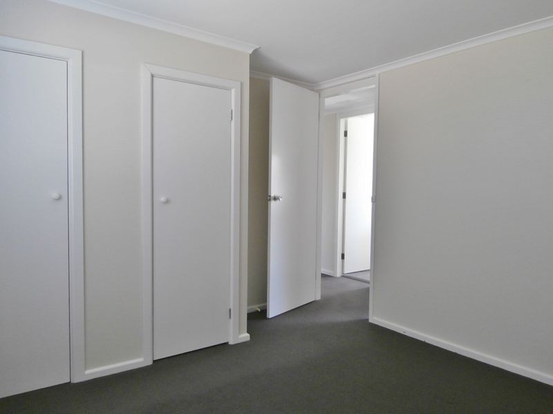 11 Arunta Street, Bathurst NSW 2795