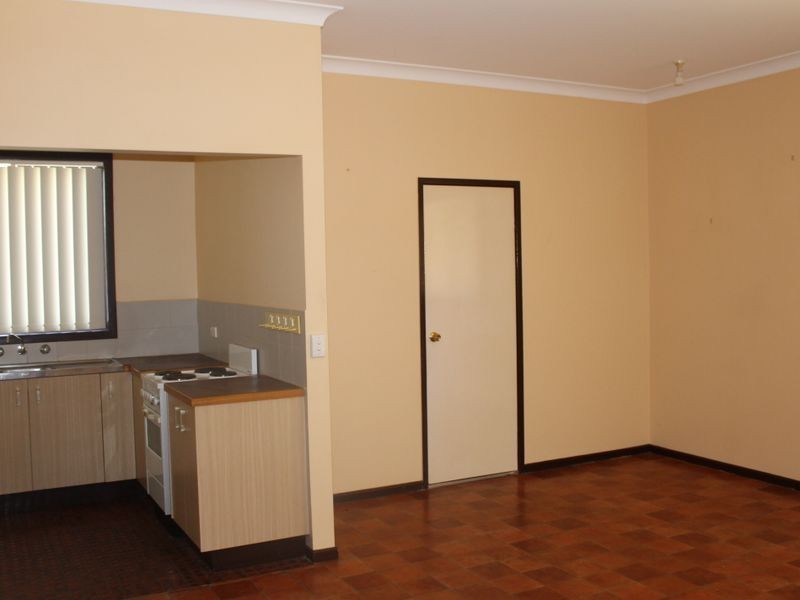 48B Locke Street, Bathurst NSW 2795