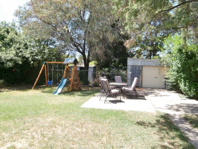 42 Rankin Street, Bathurst NSW 2795