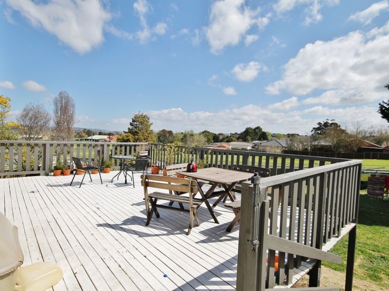 8 Camidge Close, Kelso NSW 2795