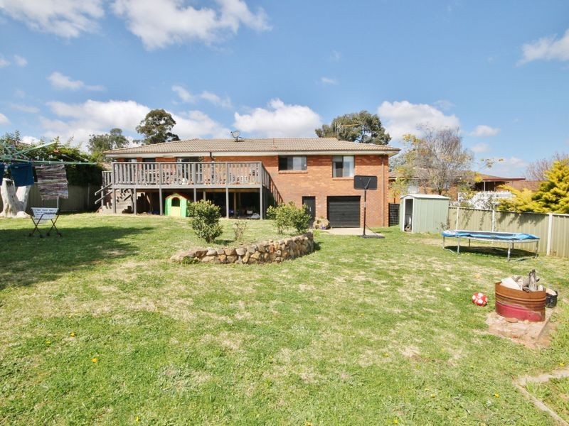 8 Camidge Close, Kelso NSW 2795