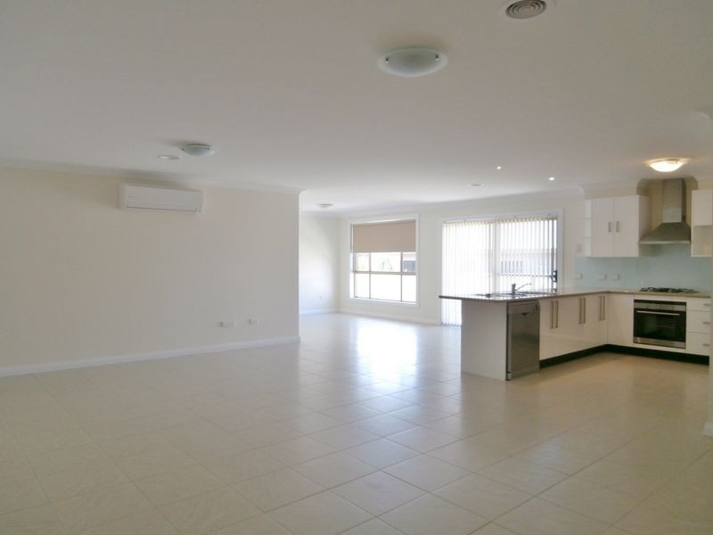 2 Joubert Drive, Bathurst NSW 2795