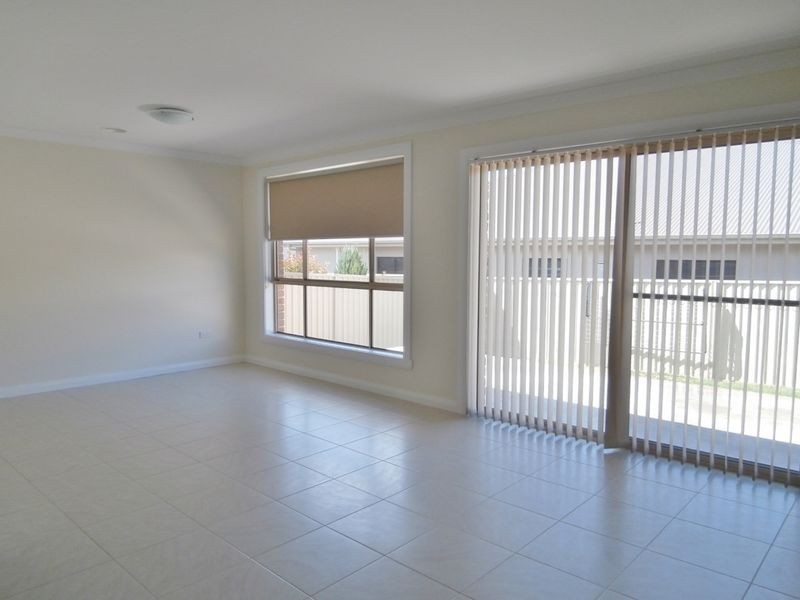 2 Joubert Drive, Bathurst NSW 2795