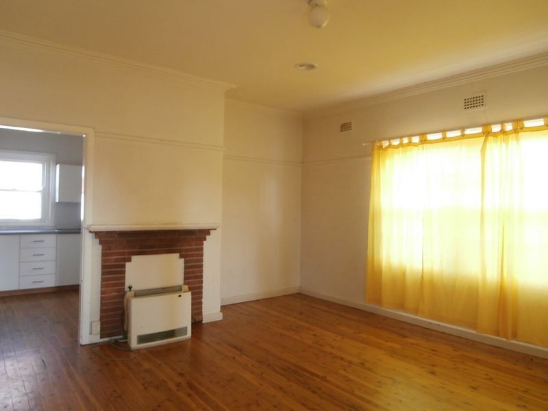 80 Havannah Street, Bathurst NSW 2795