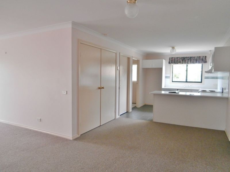 6 Sundown Drive, Bathurst NSW 2795