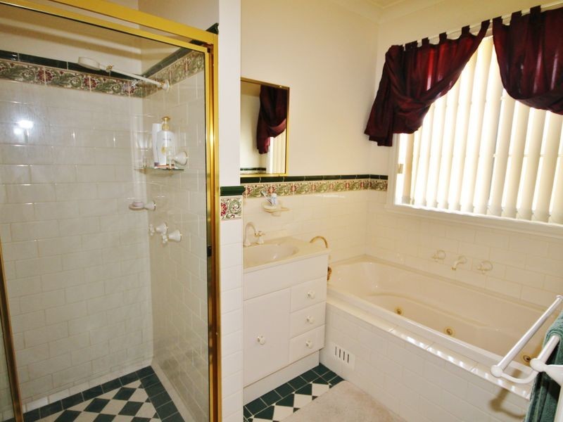 44 Freestone Way, Windradyne NSW 2795