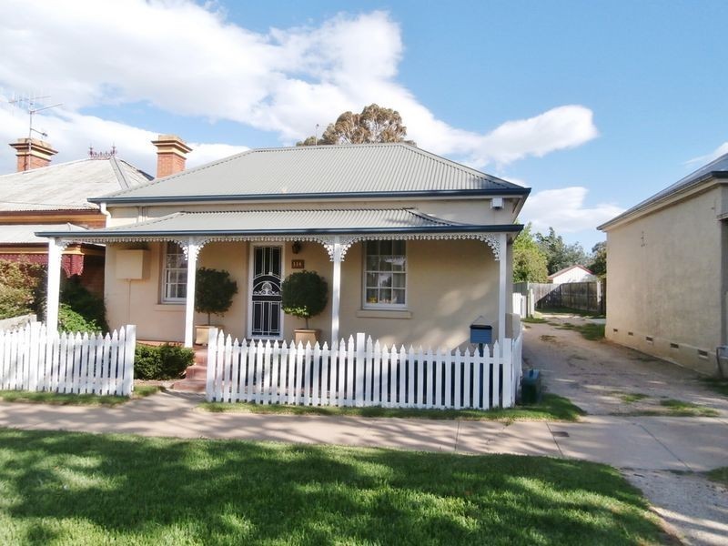 114 Peel Street, Bathurst NSW 2795