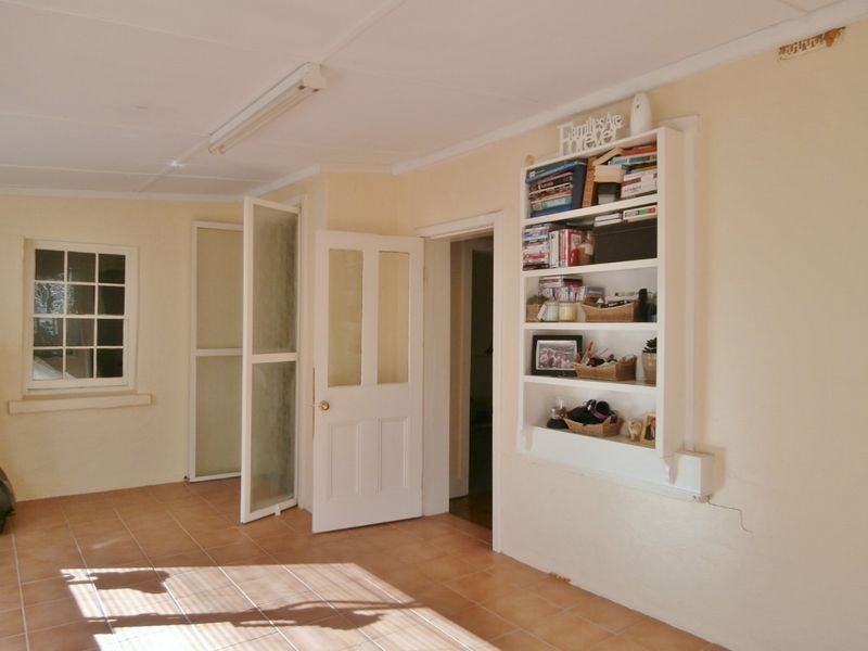 114 Peel Street, Bathurst NSW 2795