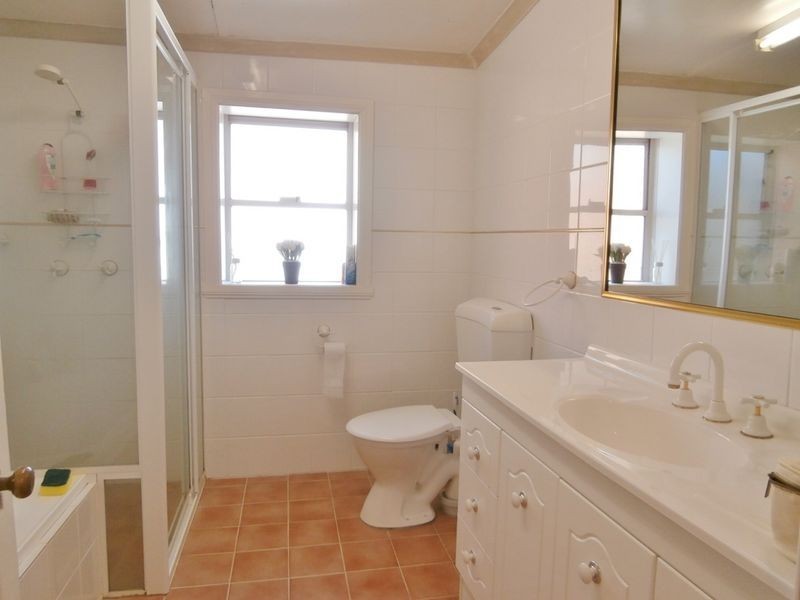 114 Peel Street, Bathurst NSW 2795