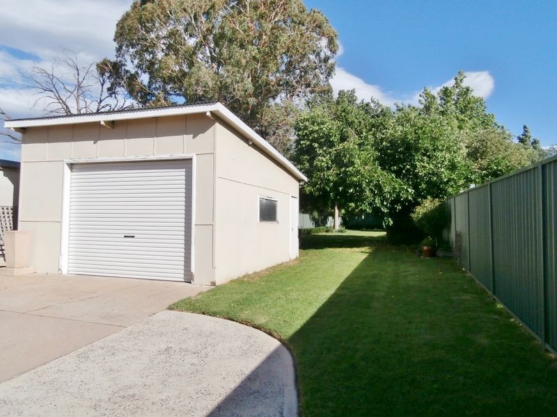 114 Peel Street, Bathurst NSW 2795