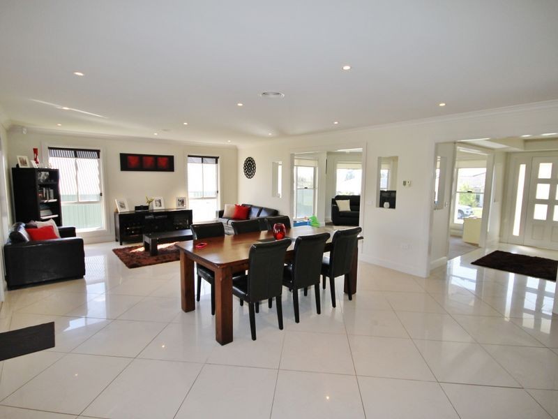 34 Darwin Drive, Llanarth NSW 2795