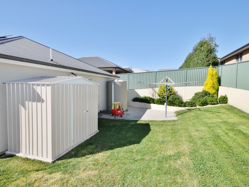 34 Darwin Drive, Llanarth NSW 2795