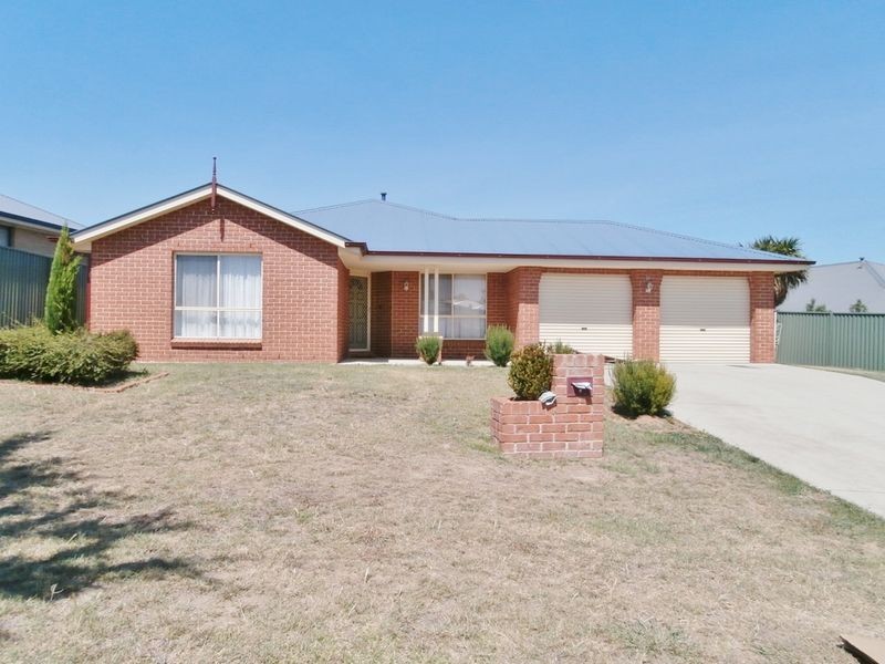 16 Tandora Street, Kelso NSW 2795