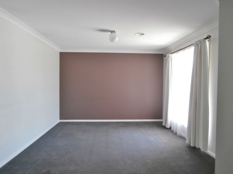 16 Tandora Street, Kelso NSW 2795