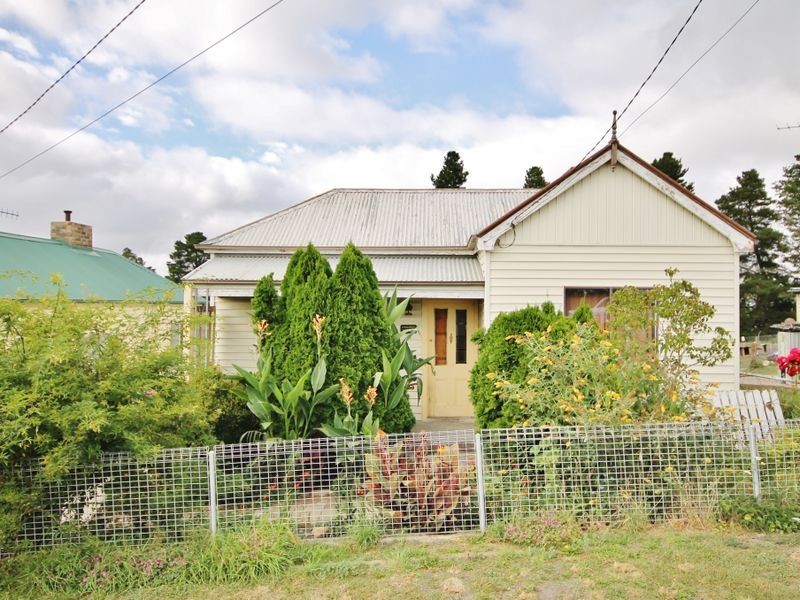 21 Roxburgh Street, Portland NSW 2847