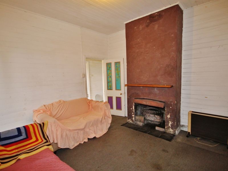 21 Roxburgh Street, Portland NSW 2847