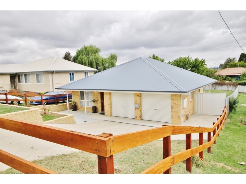 50 Hill Street, West Bathurst NSW 2795