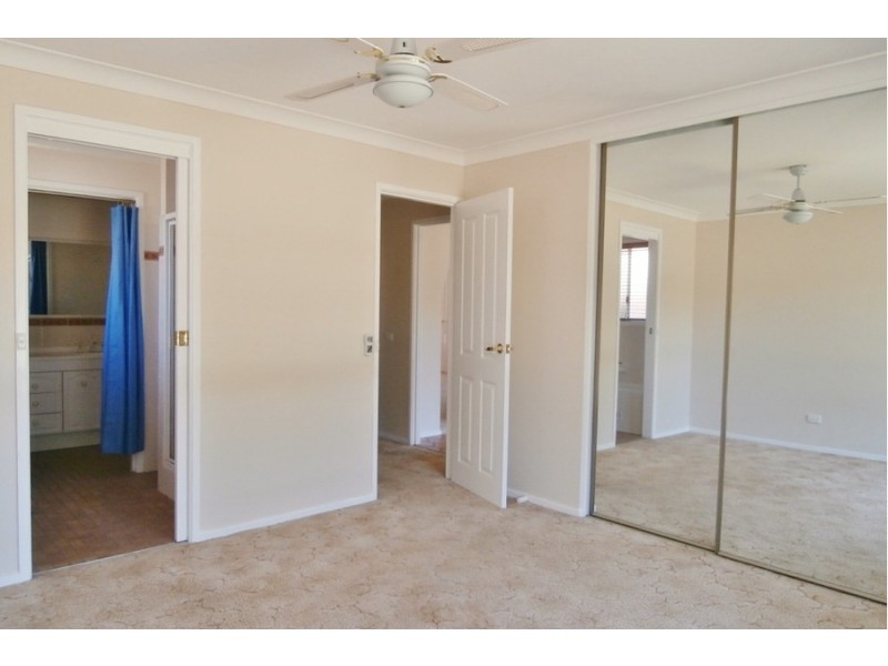 14 Swanbrooke Street, Bathurst NSW 2795