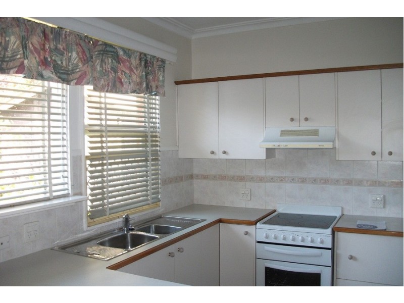 36 Kelly Crescent, Bathurst NSW 2795