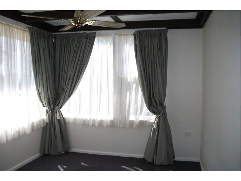 36 Kelly Crescent, Bathurst NSW 2795