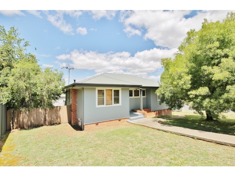 26 Cummings Street, West Bathurst NSW 2795