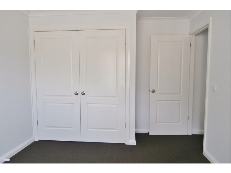 7 Mendel Drive, Bathurst NSW 2795