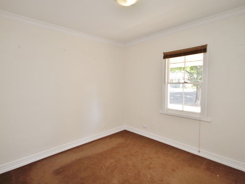 93 Lambert Street, Bathurst NSW 2795
