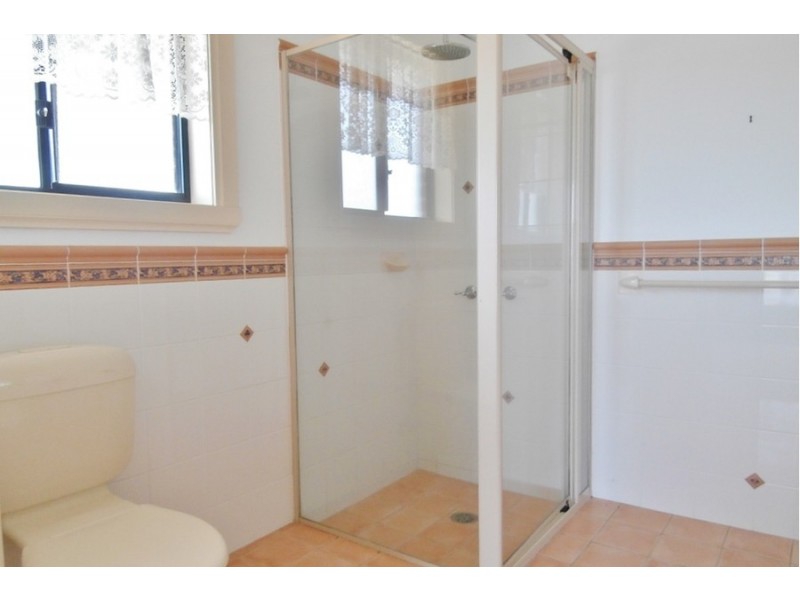 4 Lindens Close, Bathurst NSW 2795