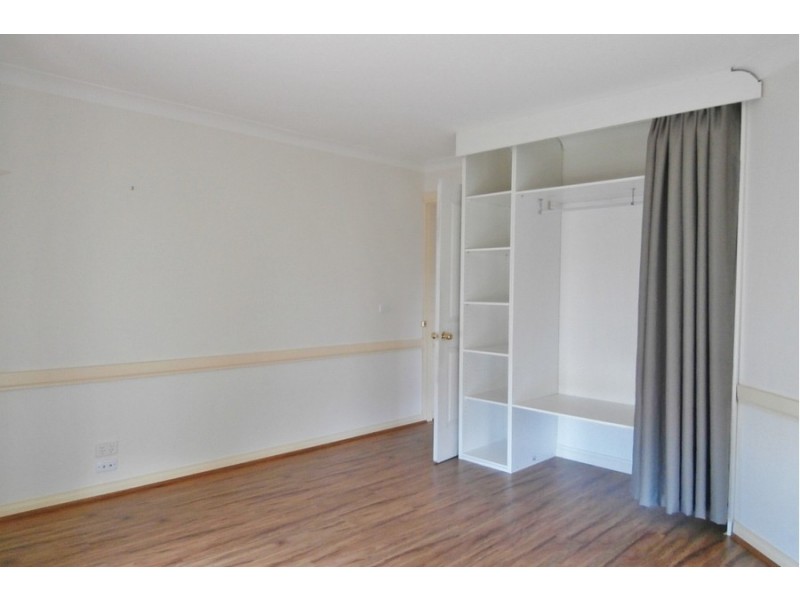 4 Lindens Close, Bathurst NSW 2795