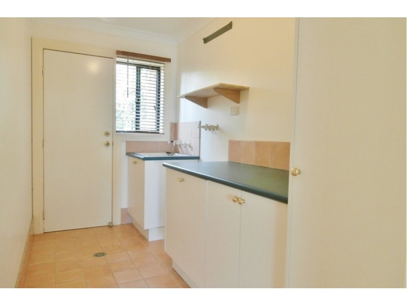 4 Lindens Close, Bathurst NSW 2795