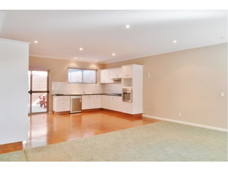 165 Bentinck Street, Bathurst NSW 2795